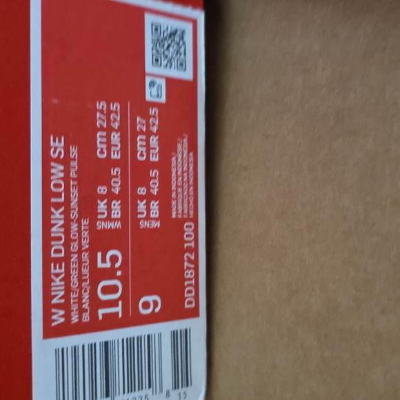 Size 10.5 Women/9 MenNike Dunk Low-Top Sneakers in White with Pastel - Picture 2 of 6